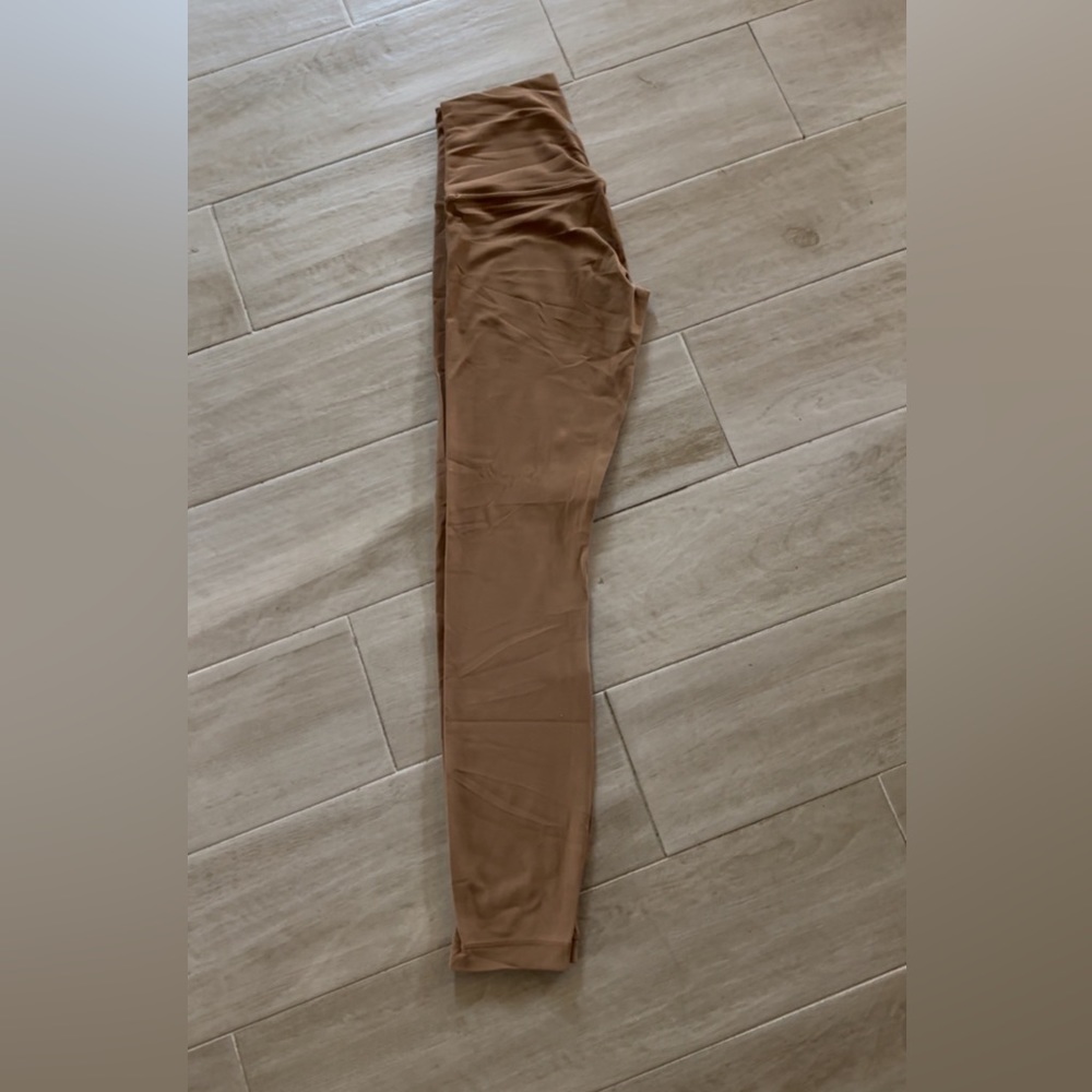 Lululemon Saddle Brown align 25in size 4